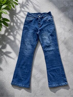 Regular Fit Medium Wash Bootcut Jean Jeggings – Classic Everyday Denim